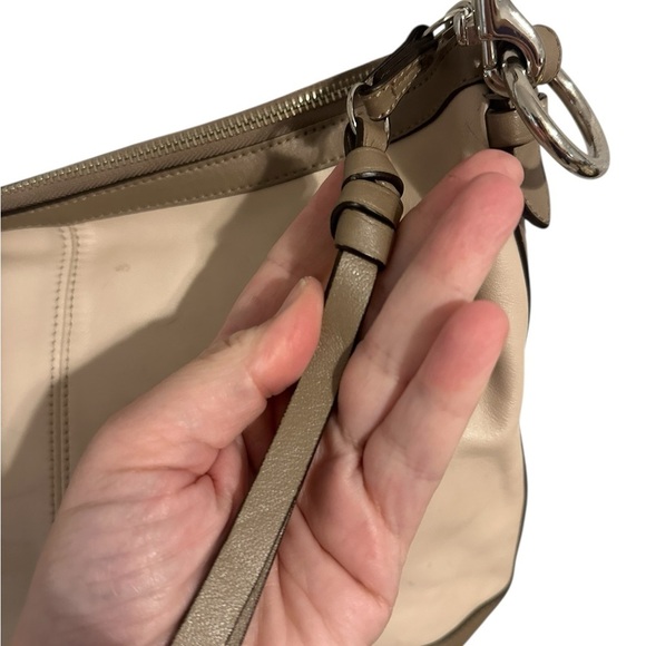 Coach Park Duffle Crossbody Bag Convertible Genuine Leather F19726 Ivory Taupe - Picture 11 of 13